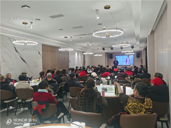 綿陽(yáng)中旅假日旅行社舉行太行之巔 燕趙故里8日游推薦會(huì )